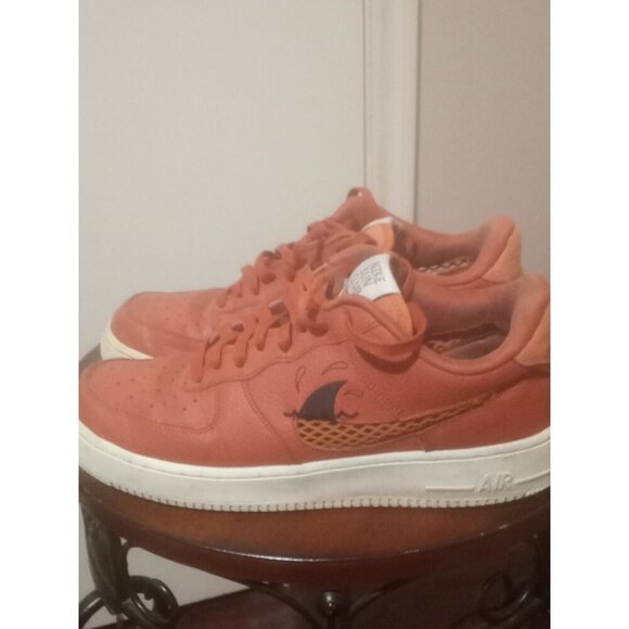 Size 9.5 - Nike Air Force 1 Low \'07 LV8 Next Nature Sun Club - Shark\'s Fin 2022 main image 12